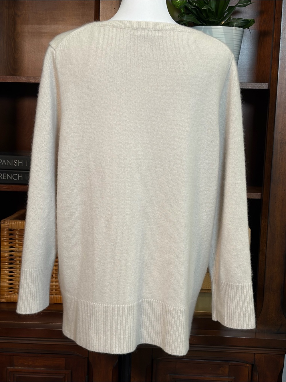 J. Crew Wool and Recycled Cashmere Cream Oversized Crewneck Sweater | Size L - Picture 4 of 13